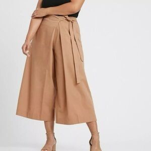 Banana Republic Honey Brown Organic Cotton Wide Leg Cropped Pant Size 00